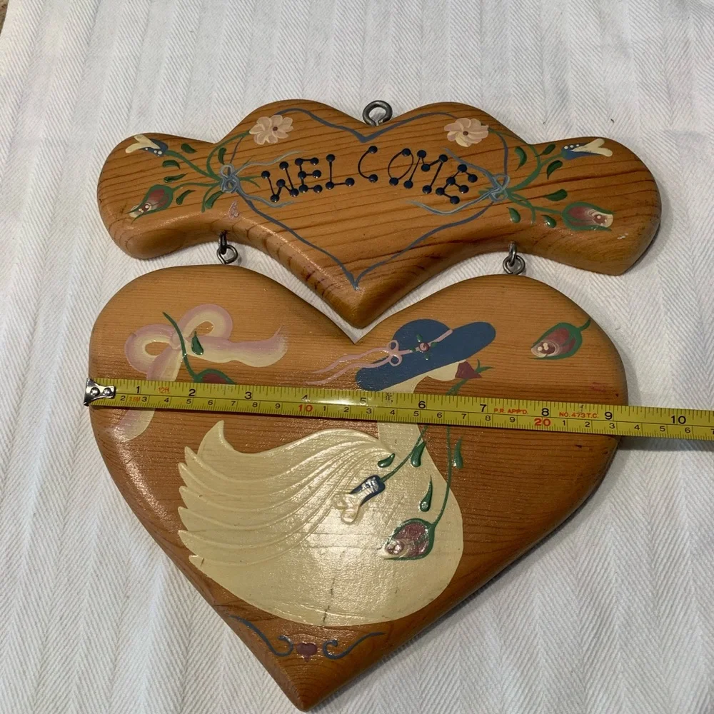 Vintage Primitive Country Wooden Welcome Sign with Swan Design